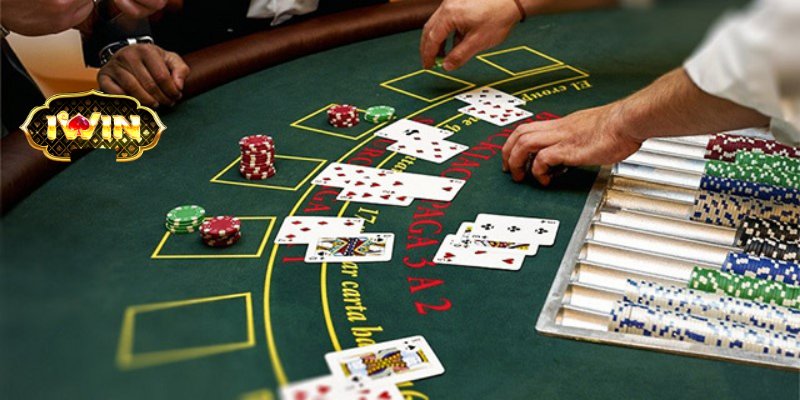 Chiến thuật tăng tỷ lệ thắng khi chơi Poker tại IWIN